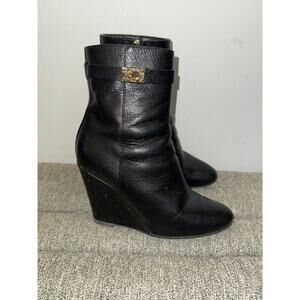 Fendi Black Leather Boots - Excellent Condition, Size 38